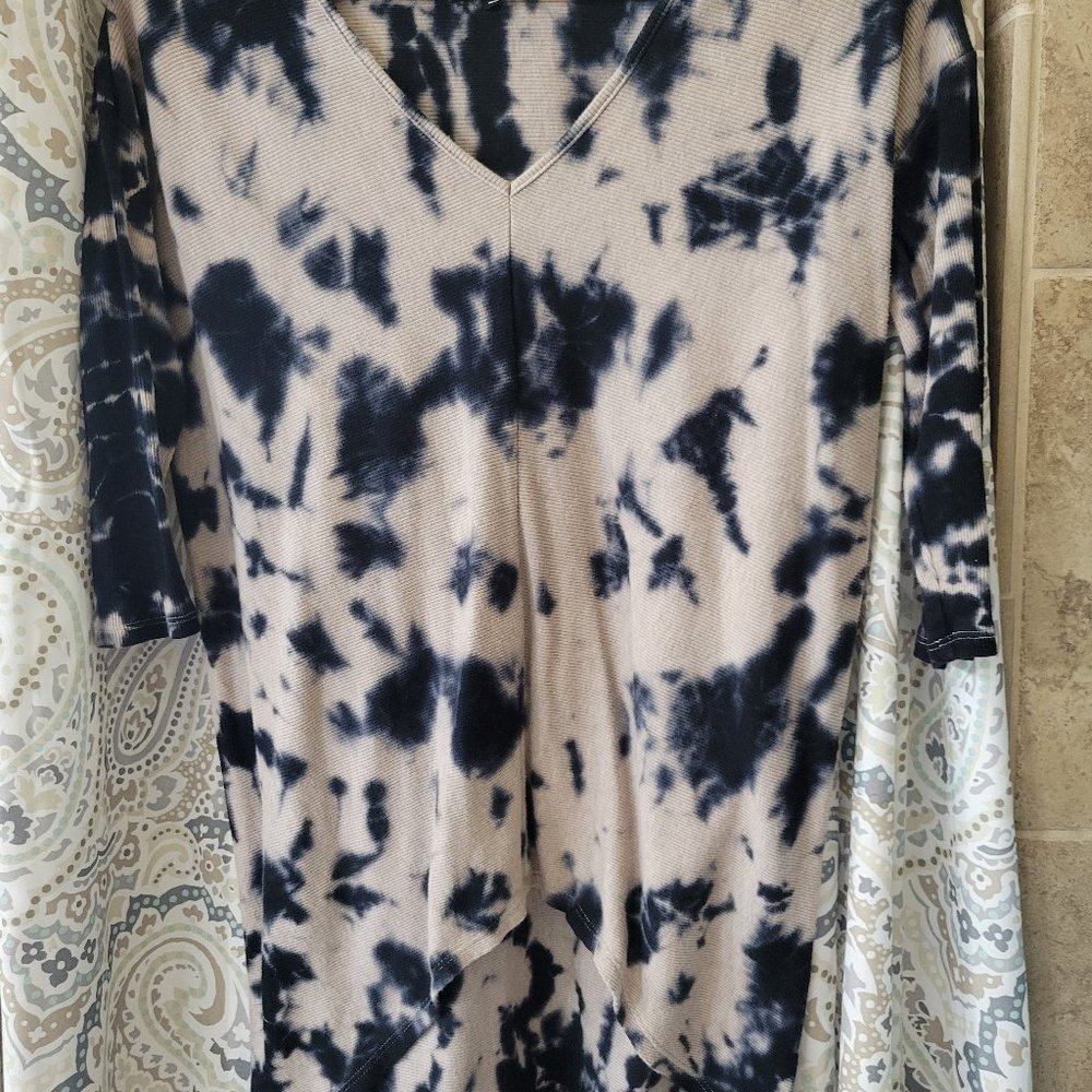 Bobi hi low tie dye top